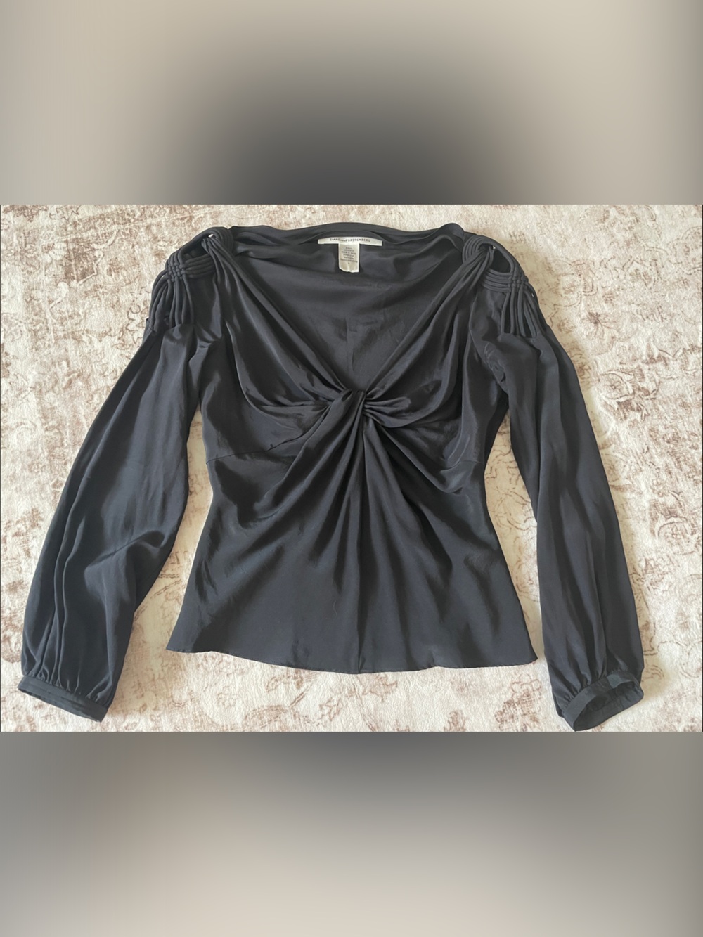 DVF SILK Black Twist-Front Long Sleeve Top